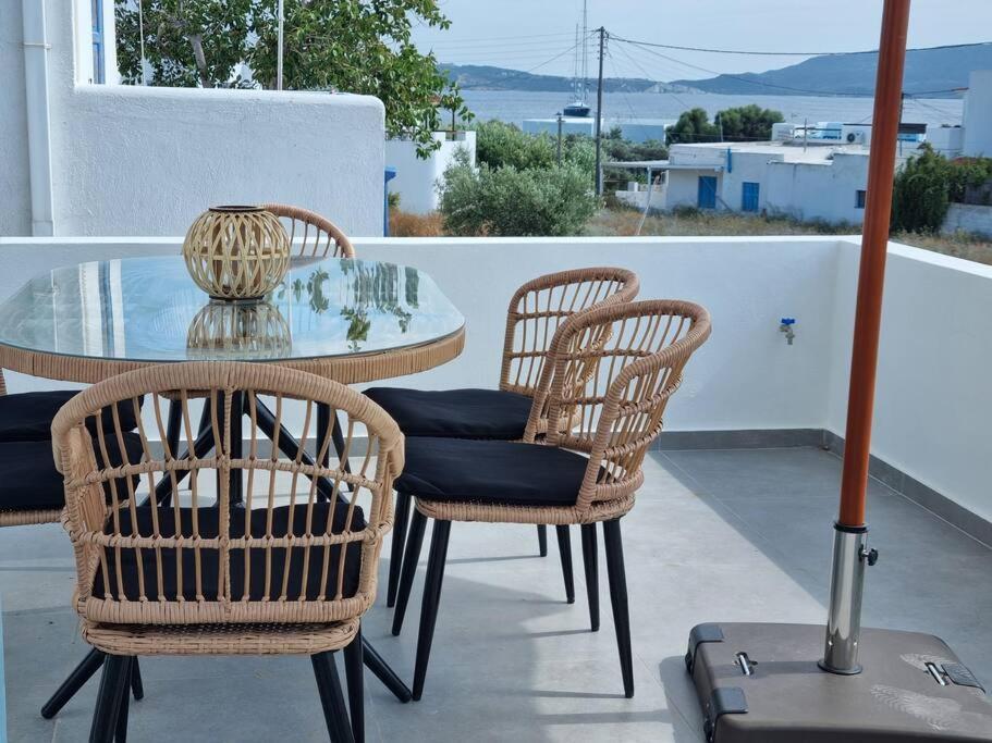 Kryni Deluxe Houses Adamantas  Ngoại thất bức ảnh
