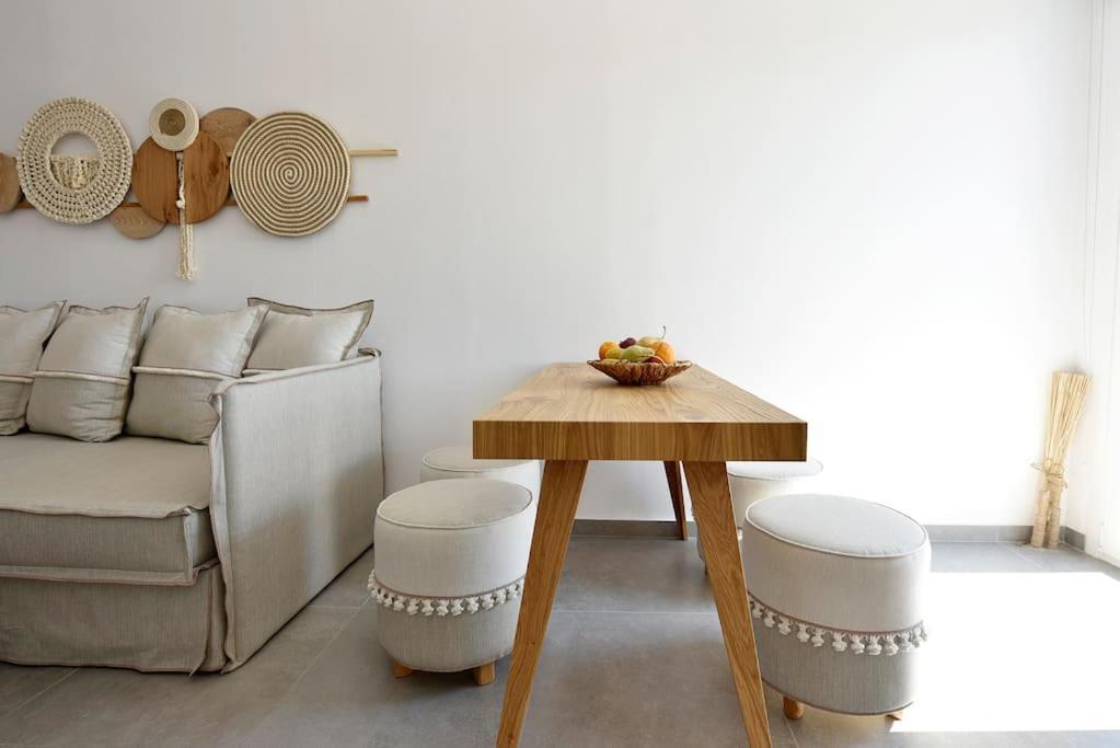 Kryni Deluxe Houses Adamantas  Ngoại thất bức ảnh