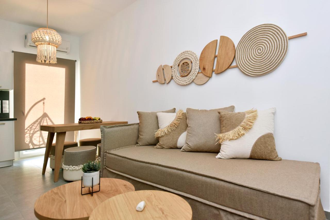 Kryni Deluxe Houses Adamantas  Ngoại thất bức ảnh