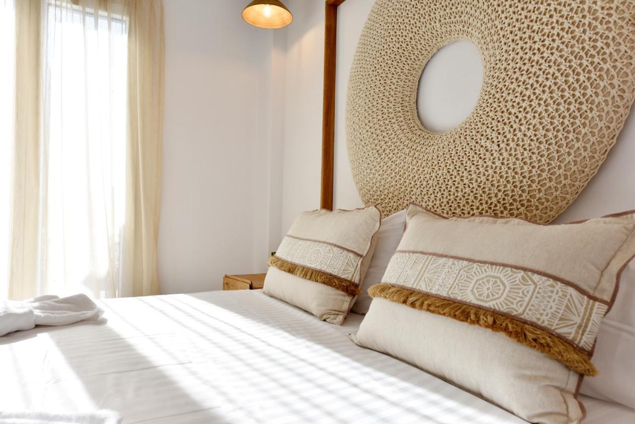 Kryni Deluxe Houses Adamantas  Ngoại thất bức ảnh